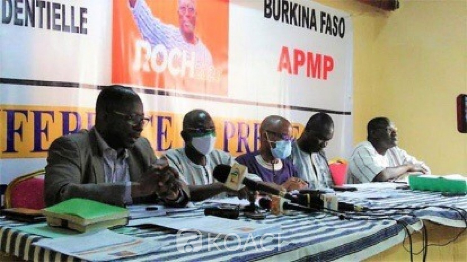 Burkina Faso : Présidentielle, 65 partis politiques annoncent leur soutien au président Kaboré