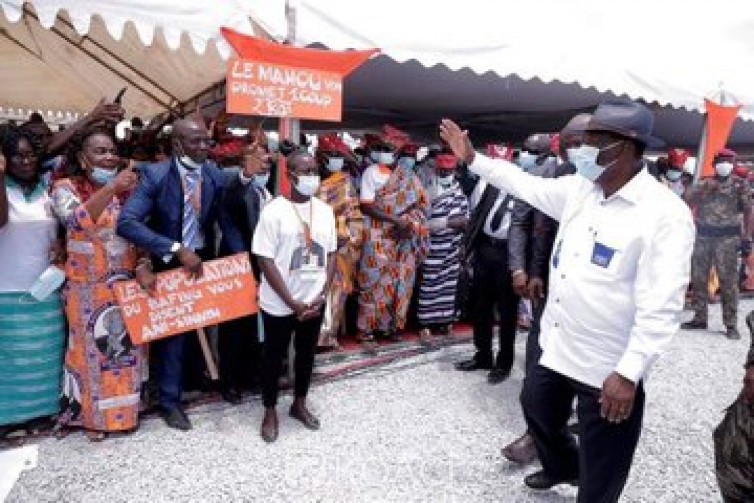 Côte d'Ivoire : Zuenoula, Ouattara salue le dynamisme économique incarné par les femmes Gouro et donne des instructions pour qu'elles soient décorées dans l'ordre national