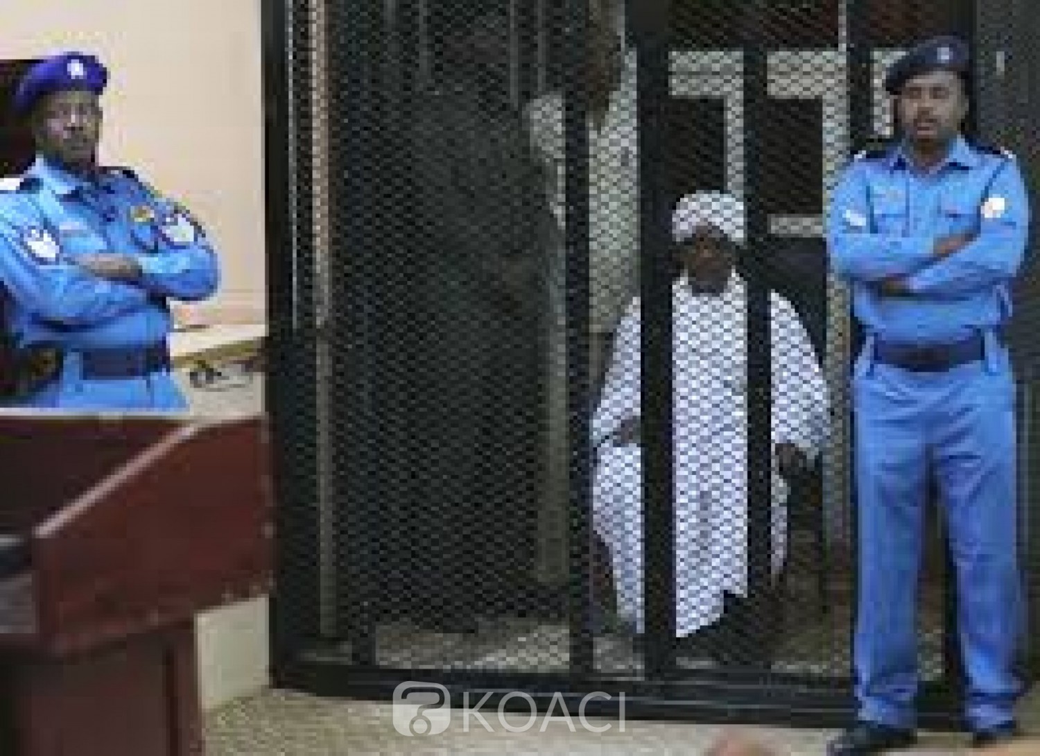 Soudan : Les avocats d'Omar El Béchir quittent la salle en plein procès