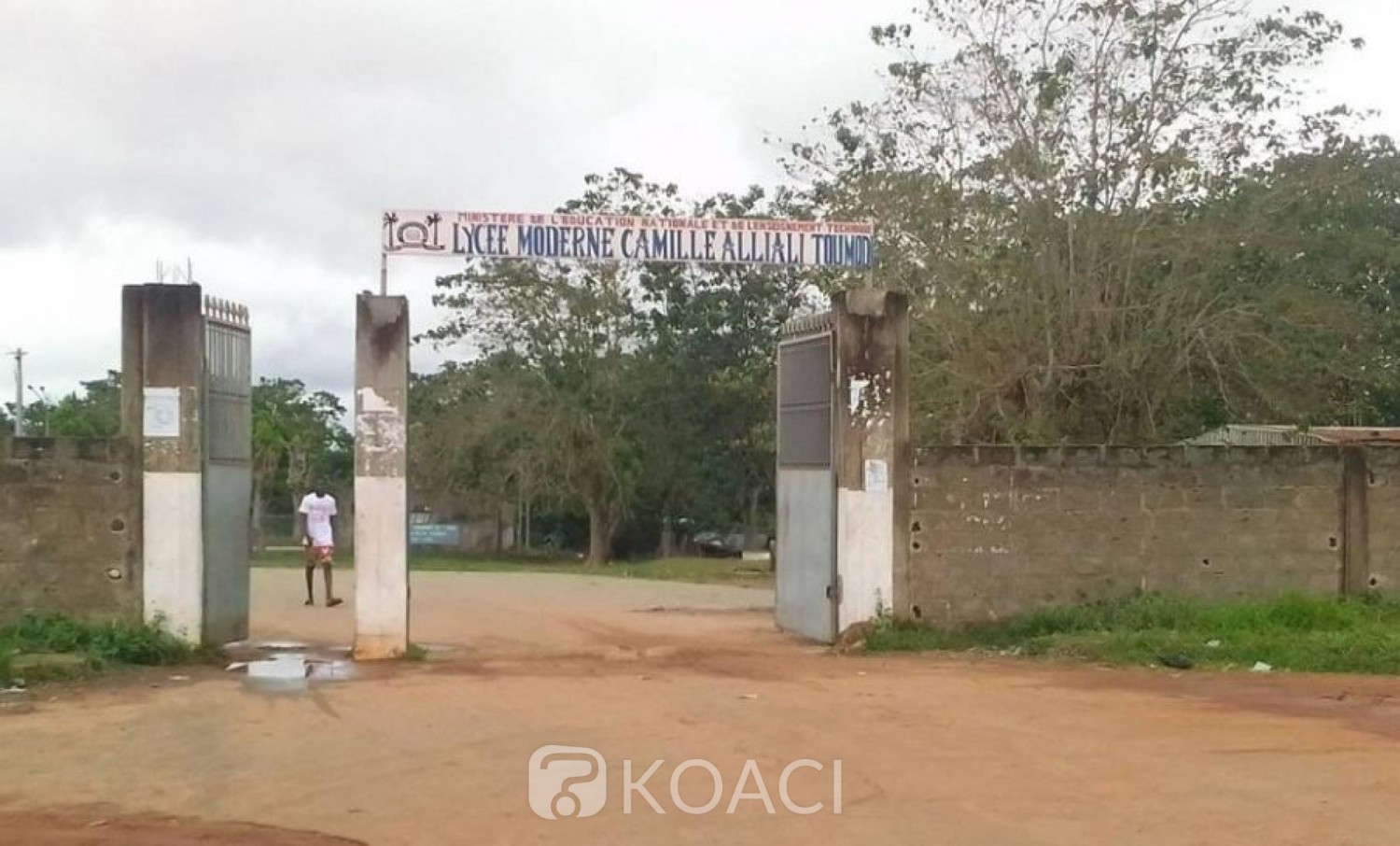 Côte d'Ivoire : « Désobéissance Civile », quatre individus non-identifiés font fermer l'école à Toumodi