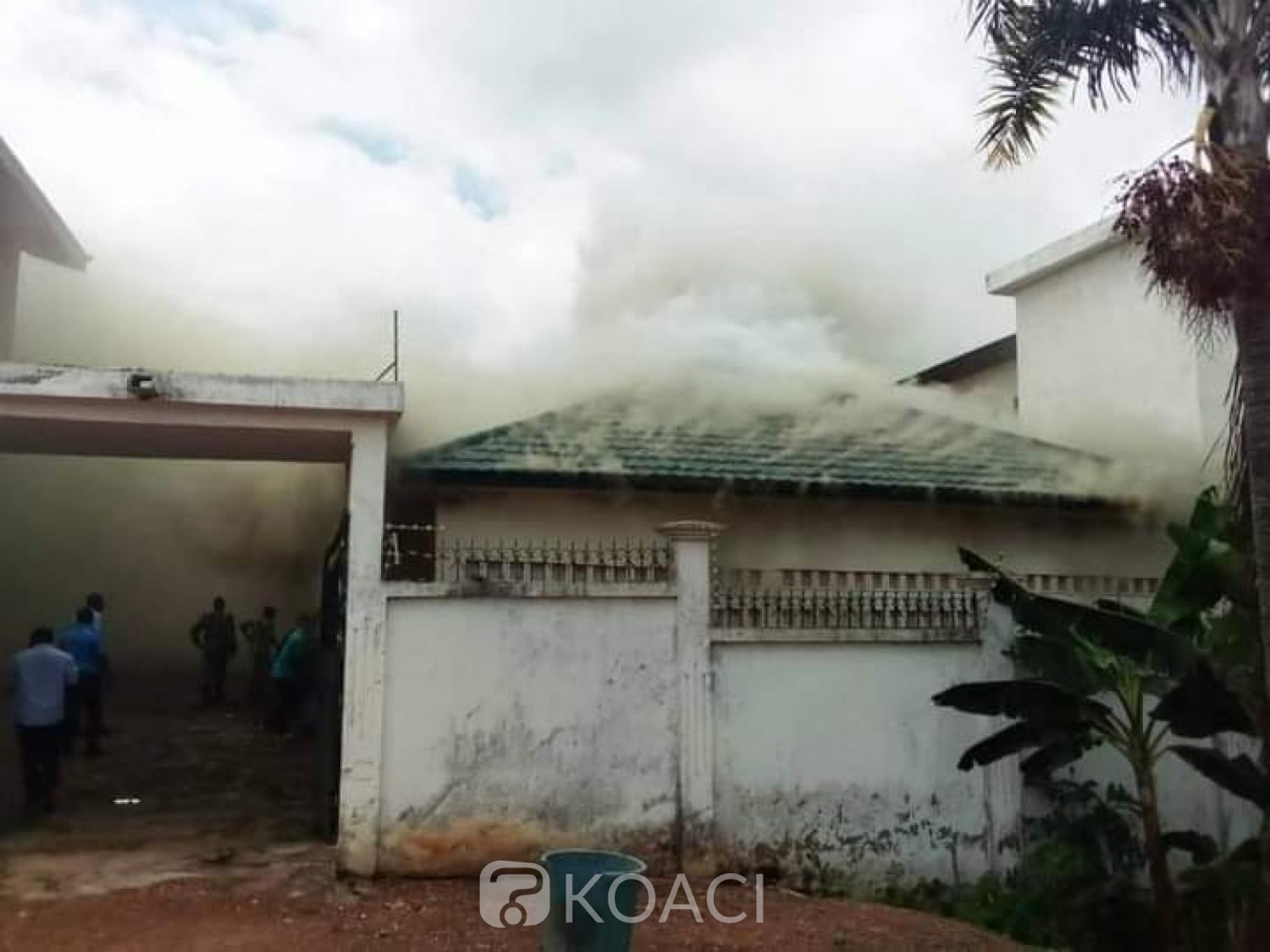 Côte d'Ivoire : À Bongouanou, des individus mettent le feu à la maison d'Affi N'guessan