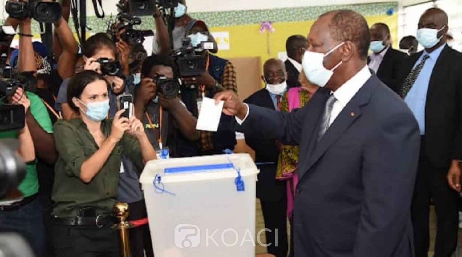 Côte d'Ivoire : Ouattara heureux de la tenue du scrutin présidentiel annonce néanmoins des perturbations dans « une dizaine d'endroits isolés »