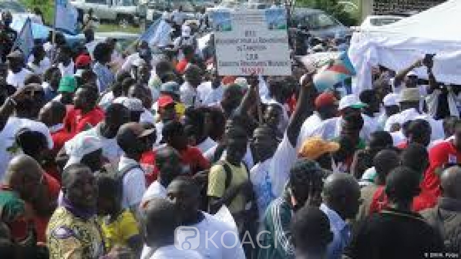 Cameroun : 9 opposants placés en détention provisoire