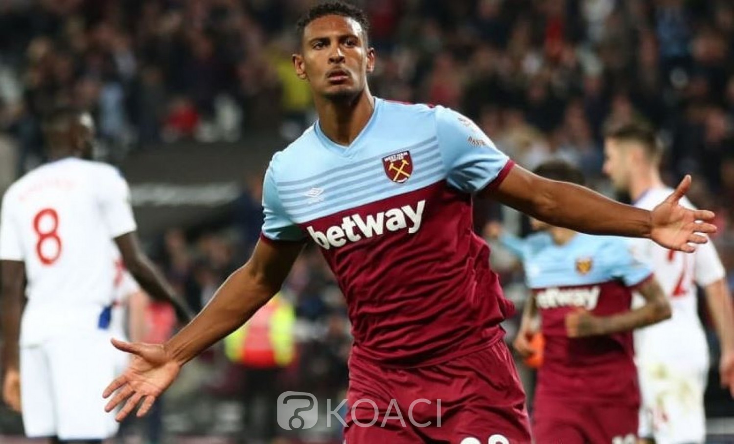 Côte d'Ivoire : CAN 2021, Sébastien Haller choisit le maillot orange, les 26 éléphants pour la double confrontation contre Madagascar