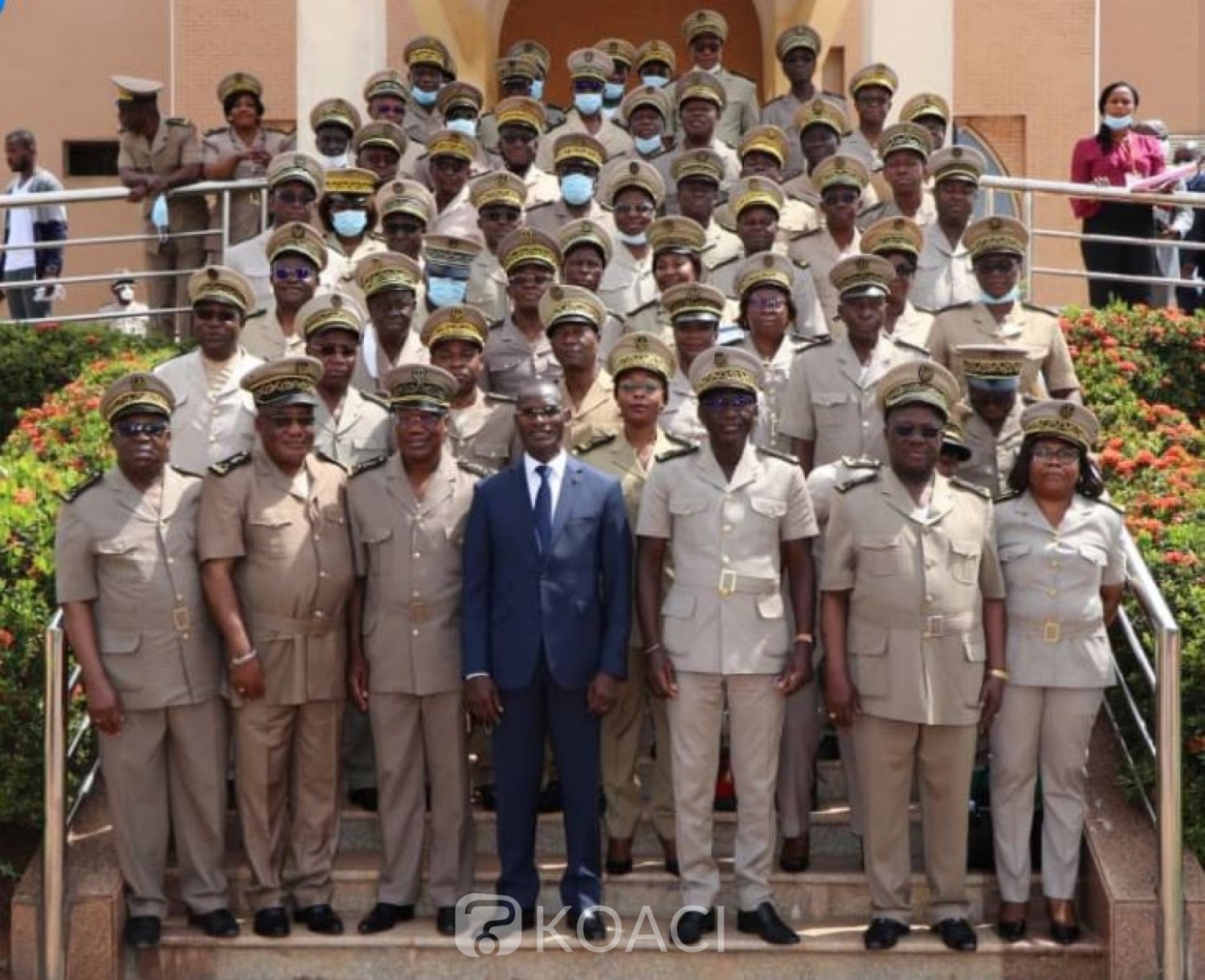 Côte d'Ivoire : Après les forces de l'ordre, Ouattara félicite le corps préfectoral pour son rôle joué lors de la tenue de la présidentielle