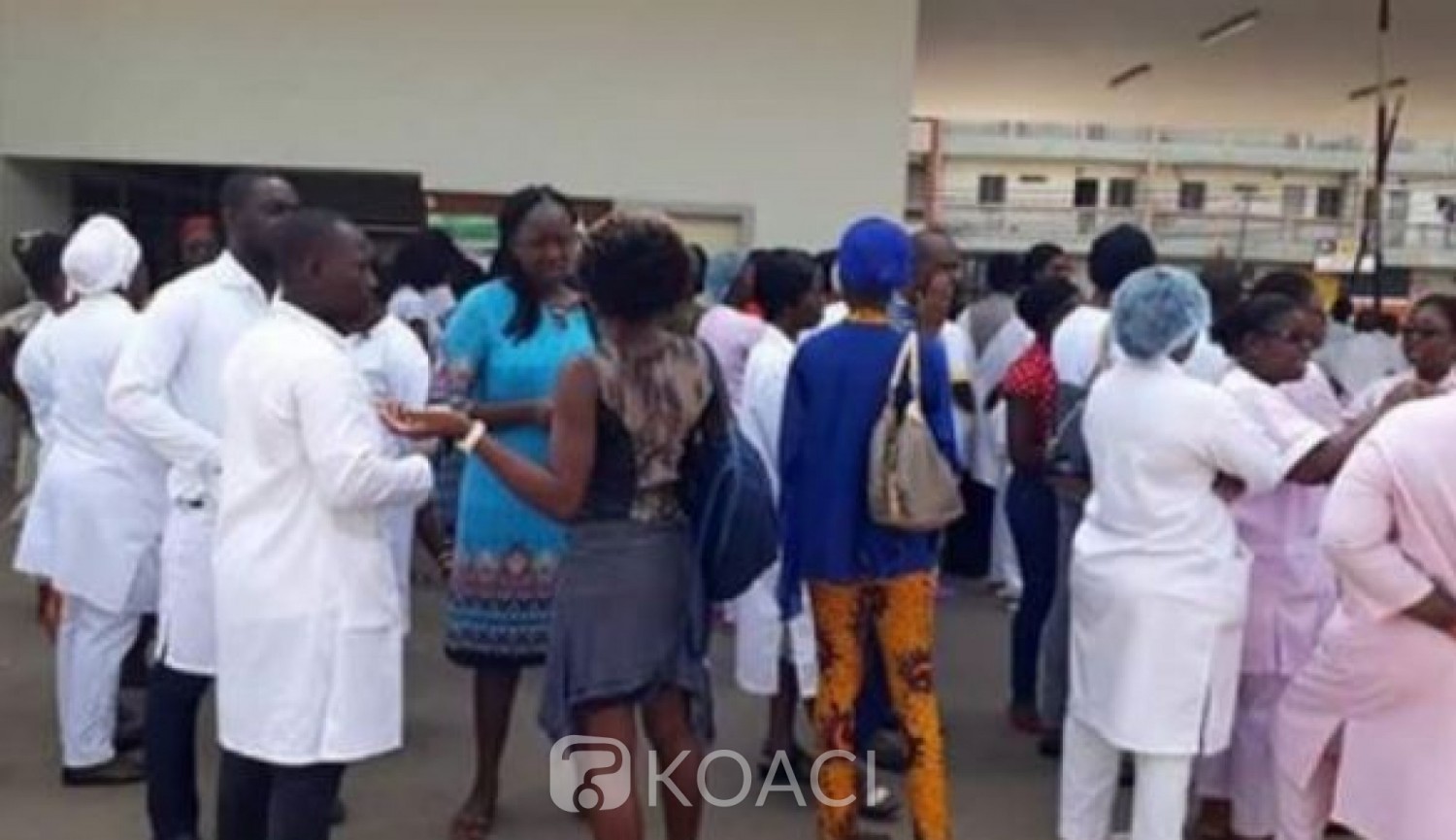 Côte d'Ivoire : Non prise en compte de leurs revendications, des agents de santé déclarent décembre « mois rouge »