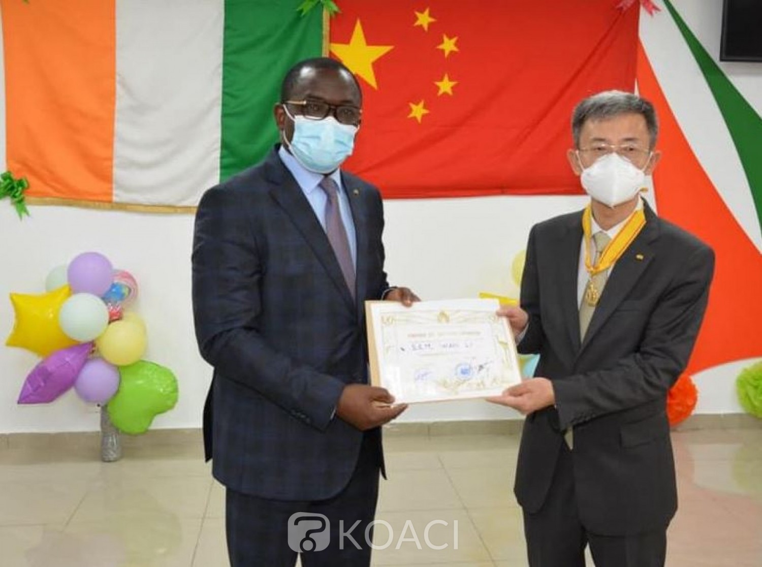 Côte d'Ivoire : L'acte de propriété du stade Olympique Alassane Ouattara d'Ebimpé transmis à l'État ivoirien