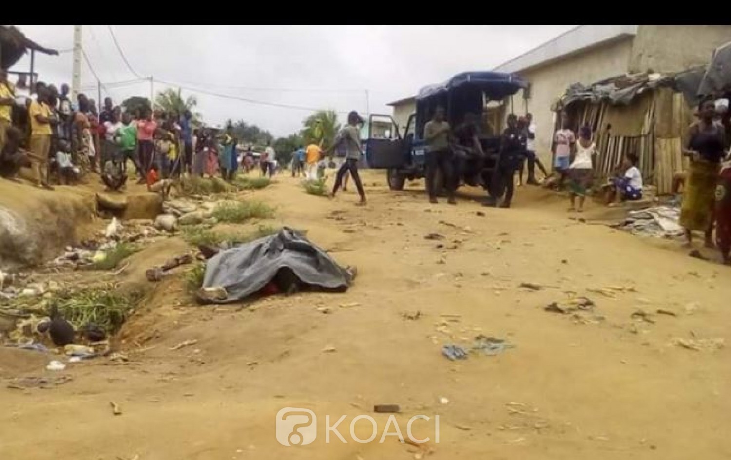 Côte d'Ivoire : Abidjan, un  présumé tueur en série sévit dans la partie sud de la ville, au moins une dizaine de sans-abris tués, les crânes fracassés