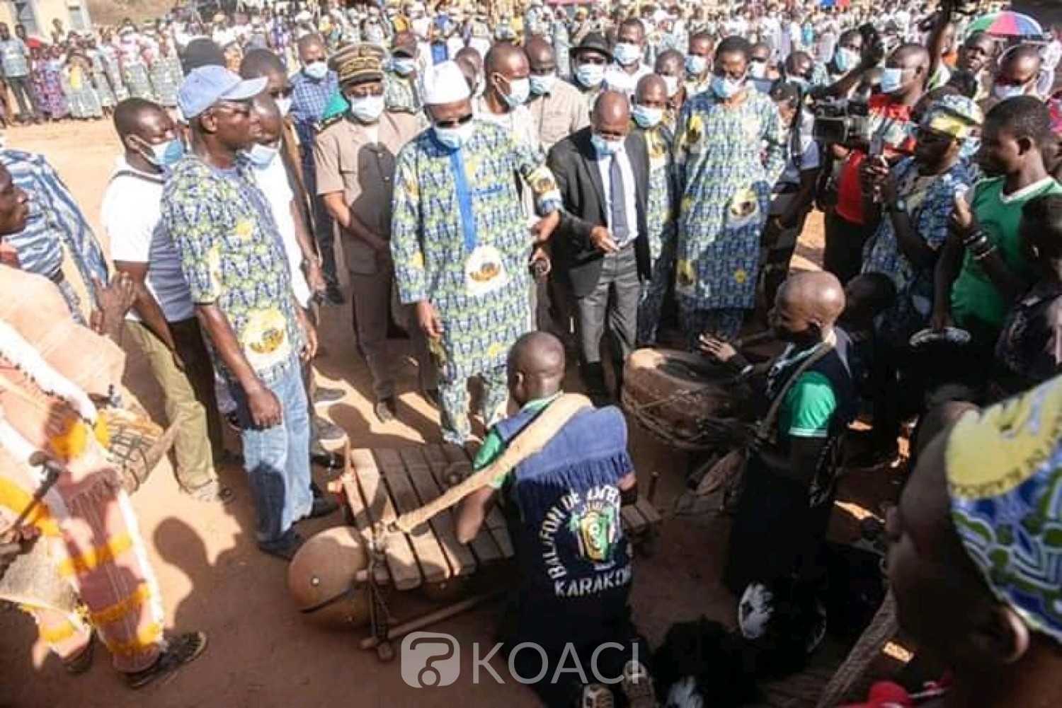 Côte d'Ivoire : Korhogo, célébrant leur raccordement au réseau électrique, trois villages rendent hommage à Amadou Gon Coulibaly