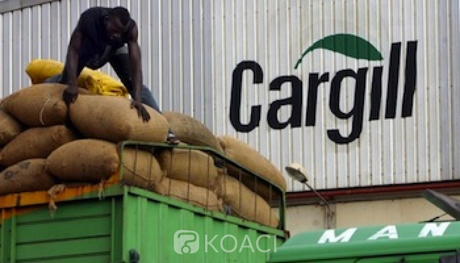 Côte d'Ivoire : Les exportateurs nationaux de cacao dénoncent le monopole des multinationales
