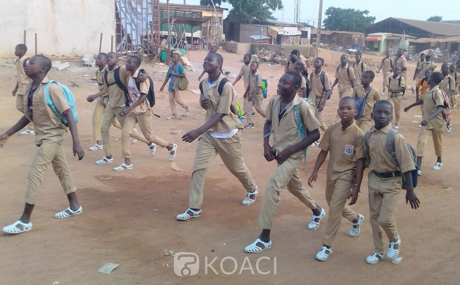 Côte d'Ivoire : Dans les rues de Bouaké, des élèves en grève « pour rendre hommage à Hamed Bakayoko »
