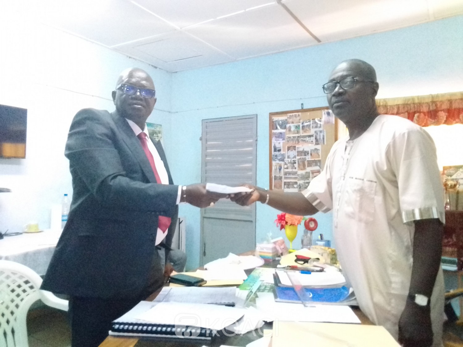 Côte d'Ivoire : Diabo, afin d'« offrir  un enseignement de qualité aux élèves », le salaire des vacataires payé par l'honorable Assahoré, DG du trésor