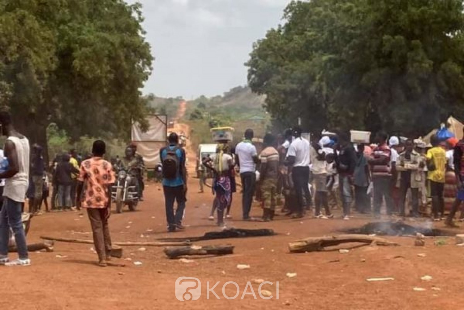 Côte d'Ivoire : Man, le taximan auteur présumé de la mort d'un élève sommé de se rendre, un appel lancé à son syndicat