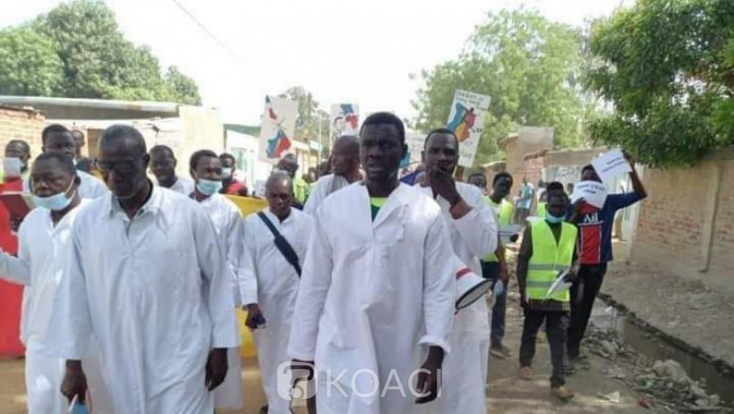Tchad : Trois pasteurs suspendus pour avoir appelé à des manifestations contre le CMT