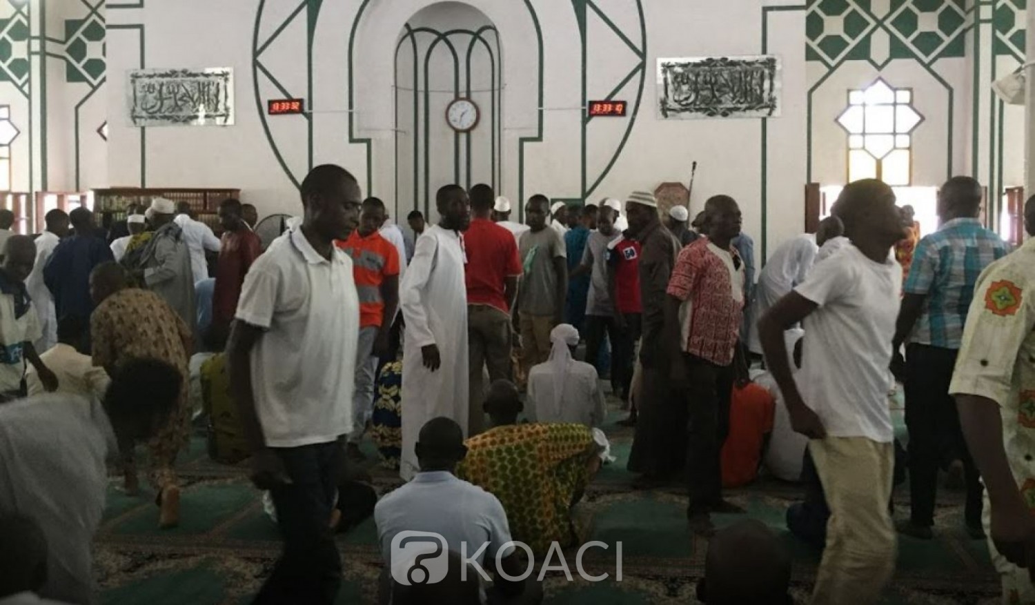 Côte d'Ivoire:    Célébration de l'Aïd El Fitr, l'imam Bachirou de la Riviera Golf salue « la libération provisoire des détenus de la crise électorale d'octobre 2020 »
