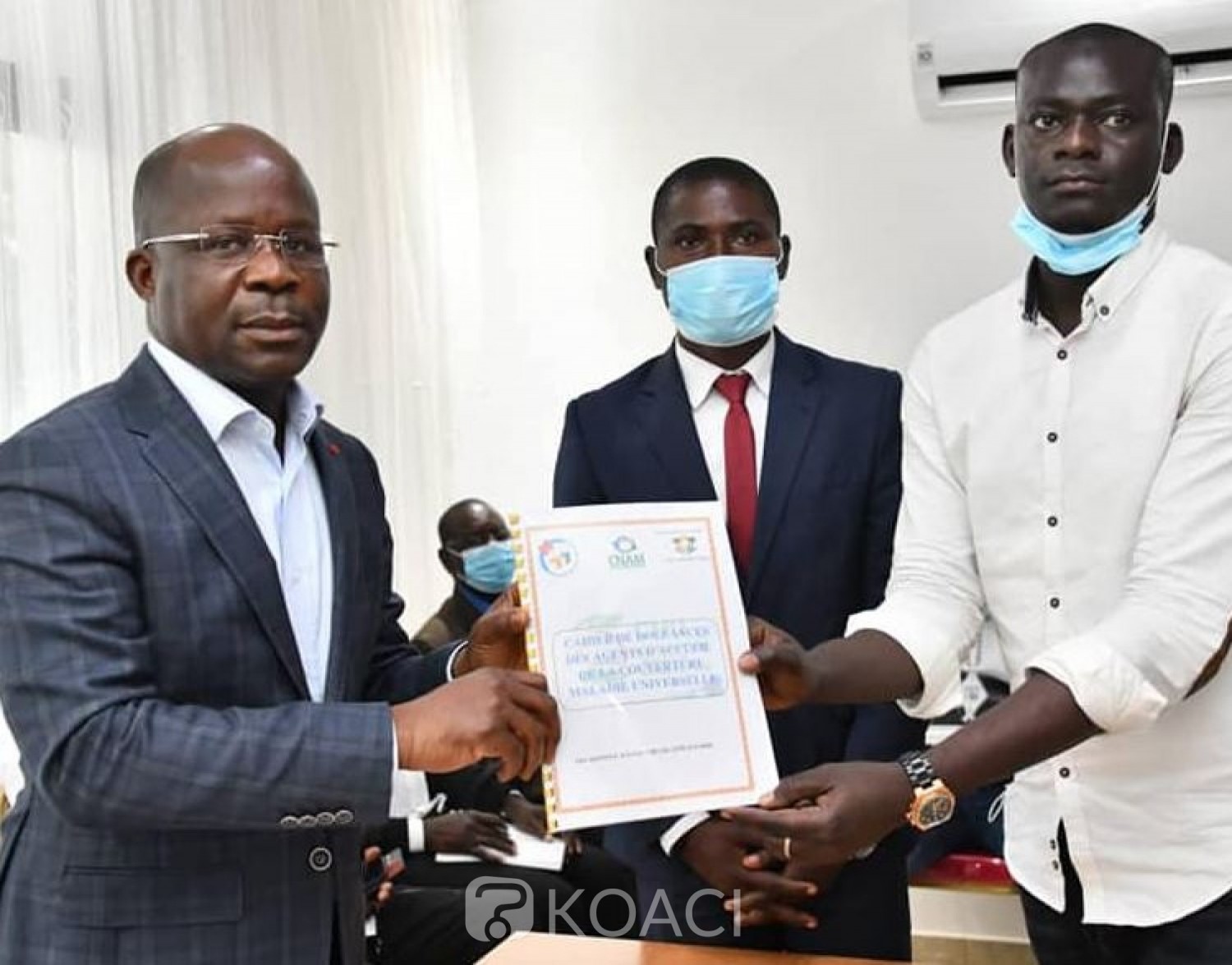 Côte d'Ivoire : CMU, le ministre de la Santé rassure sur le paiement des primes des agents stagiaires