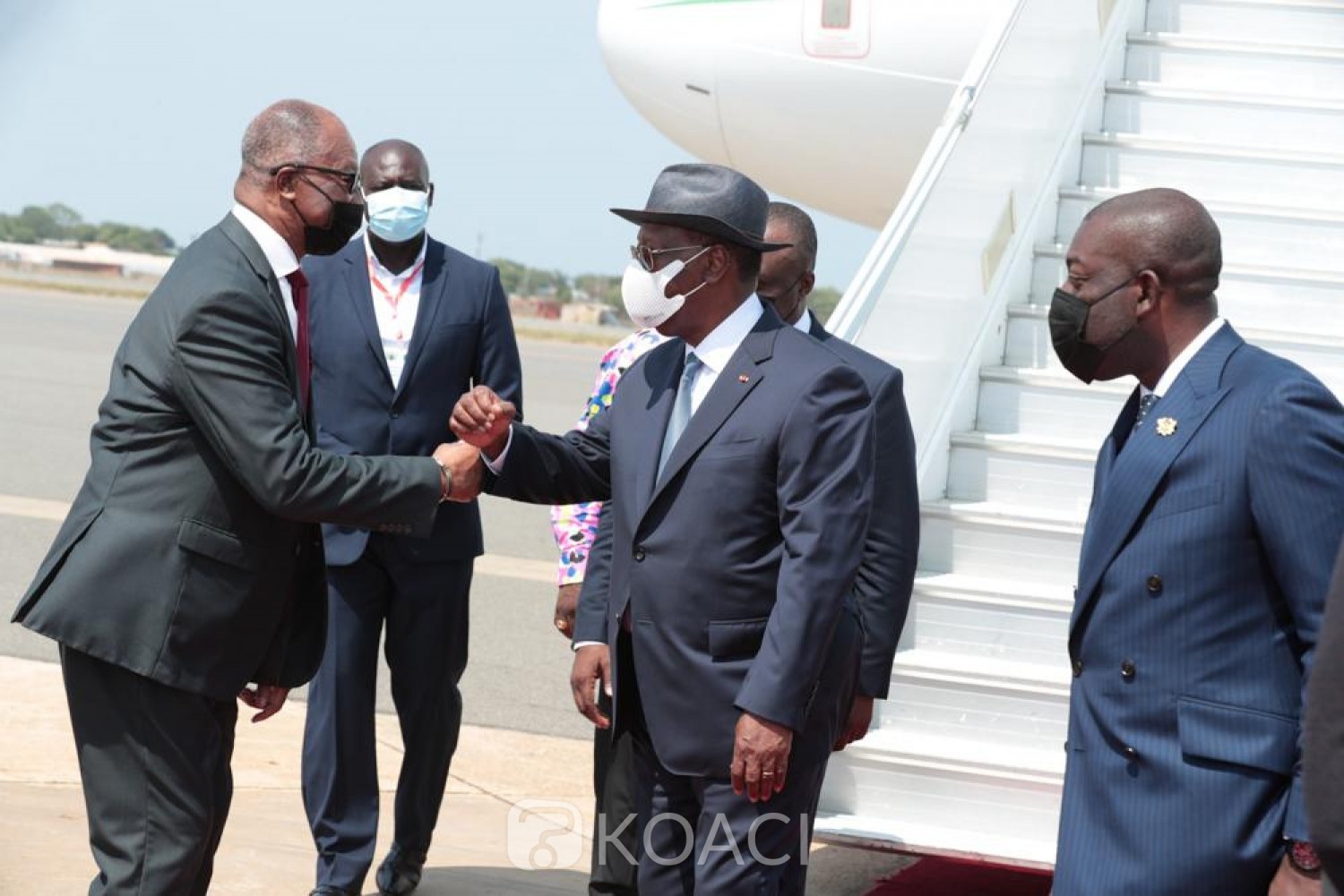 Côte d'Ivoire : Alassane Ouattara à Accra pour « gérer » la situation au Mali