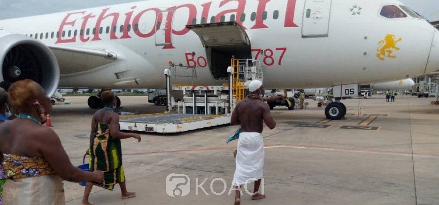 Togo :  Une foudre attire des prêtres Vodou à l'aéroport de Lomé