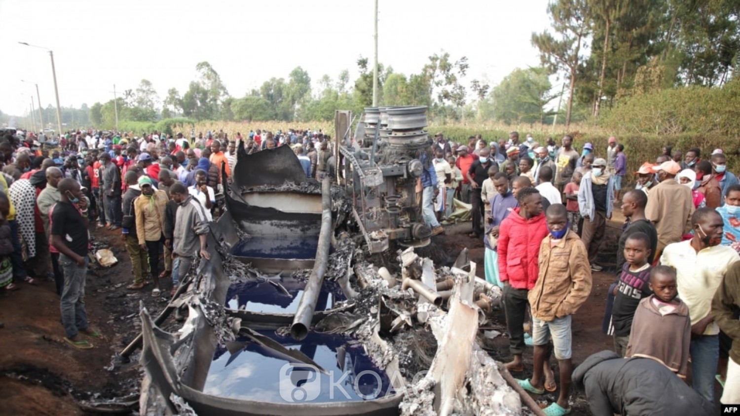 Kenya : 13 personnes meurent en tentant de piller du carburant d'un  camion accidenté
