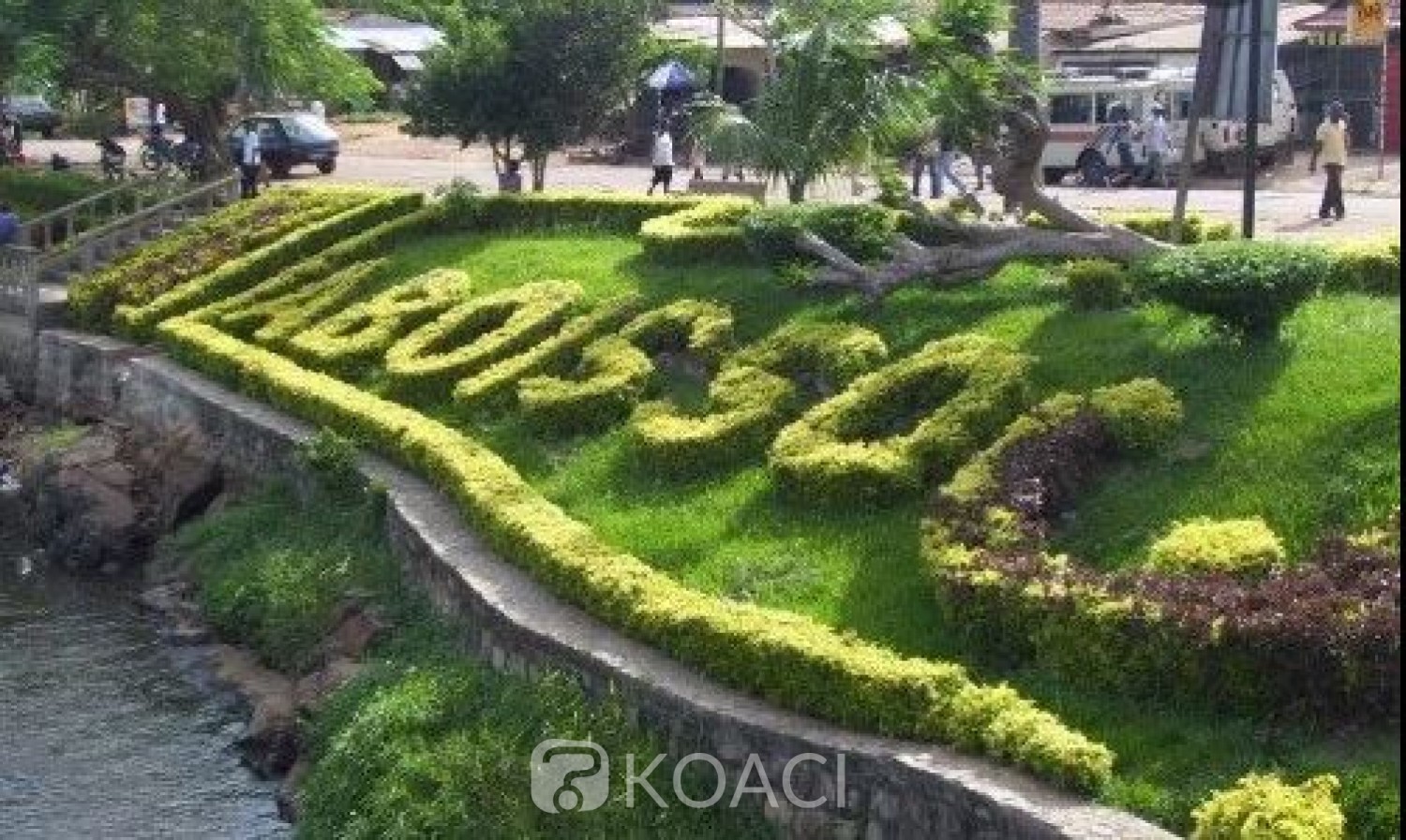 Côte d'Ivoire : Aboisso, un policier se loge une balle dans la tête  à un corridor