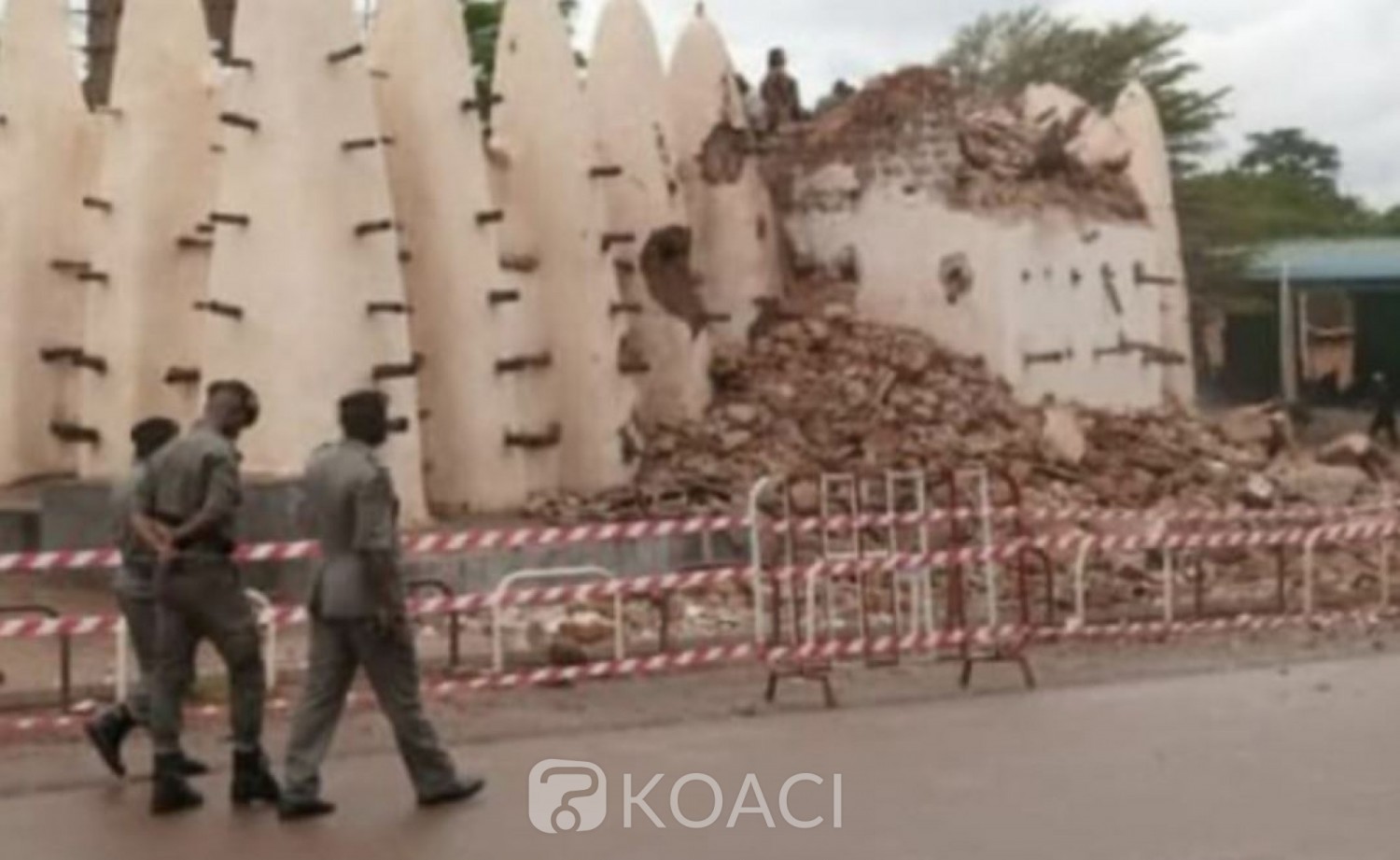 Burkina Faso : Effondrement partiel de la grande mosquée de Dioulassoba