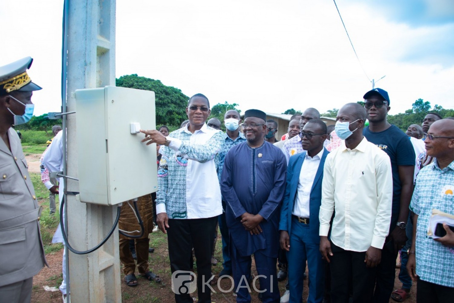 Côte d'Ivoire : Électrification en zone rurale, Bruno Koné annonce que 90 % des localités de la Bagoué bénéficient désormais de l'électricité