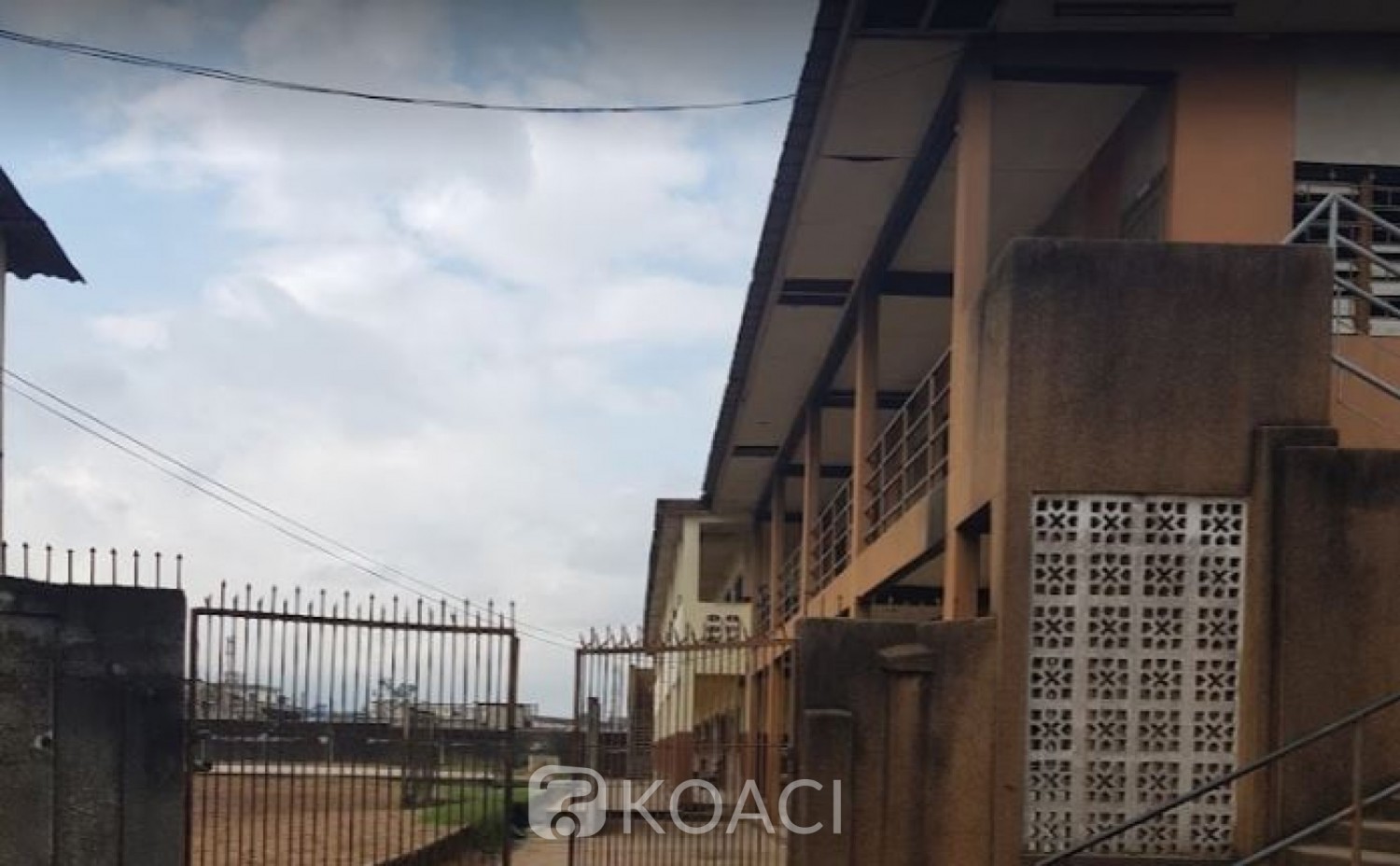 Côte d'Ivoire : Rentrée scolaire 2021-2022, mutisme de Mariétou Koné face à la situation des 29 élèves de 3ème de la salle 12 du centre Labat de Williamsville recalés pour fraude à l'examen du BEPC