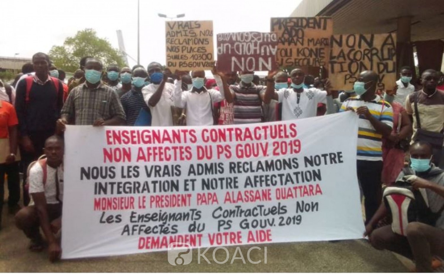 Côte d'Ivoire : Les enseignants contractuels non affectés expriment leur mécontentement