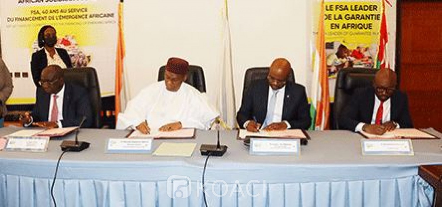 Côte d'Ivoire : A Niamey, Versus Bank signe deux conventions de garantie avec le FSA qui entend ainsi renforcer sa contribution au financement de l'économie ivoirienne