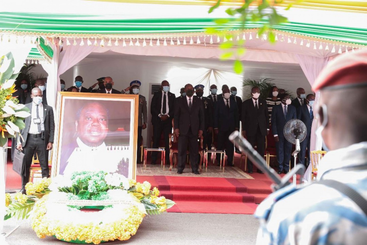 Côte d'Ivoire:   Hommage national, Ahoua N'Doli, retient de Charles Konan Banny, loyauté, rigueur et sens des responsabilités