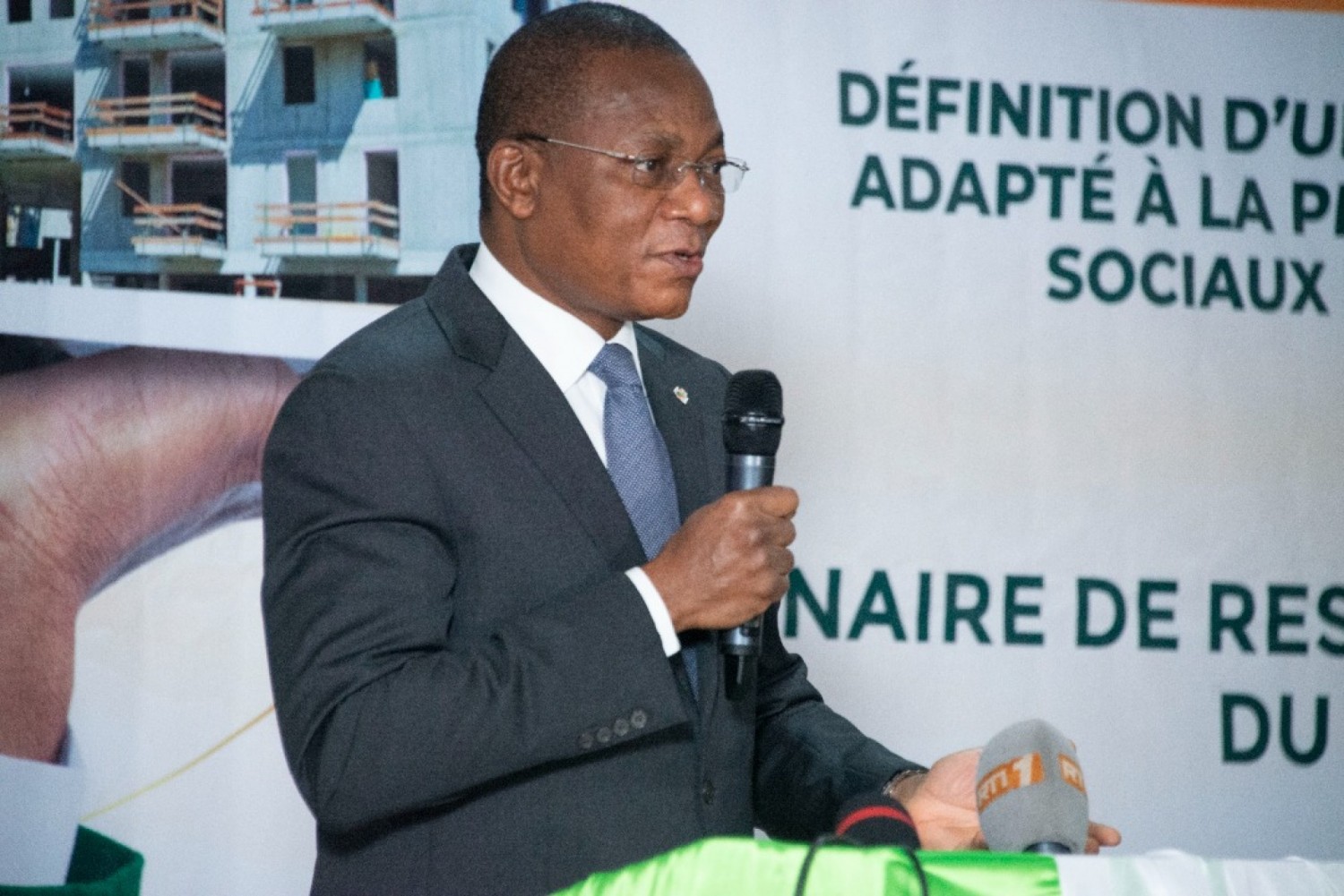 Côte d'Ivoire : À la cérémonie de restitution du CNP-PPP, Bruno Koné insiste sur les propositions relatives à la production de logements économiques et sociaux de masse