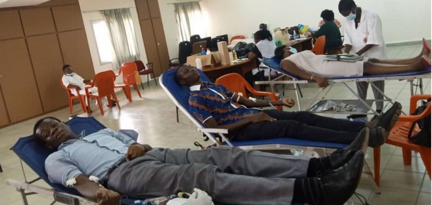 Côte d'Ivoire :   DGI, une caravane de collecte de sang lancée dans les services pour l'hôtel médical Kessé Fêh, plus de 150 poches recueillies en une semaine