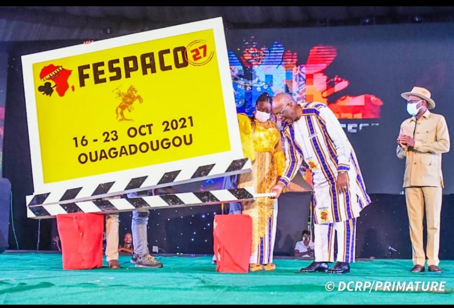 Burkina Faso : ouverture de la 27e édition du Fespaco   La 27e édition du  Festival panafricain du cinéma et de la télévision de Ouagadougou (Fespaco) s'est ouvert ce samedi avec la participation de p