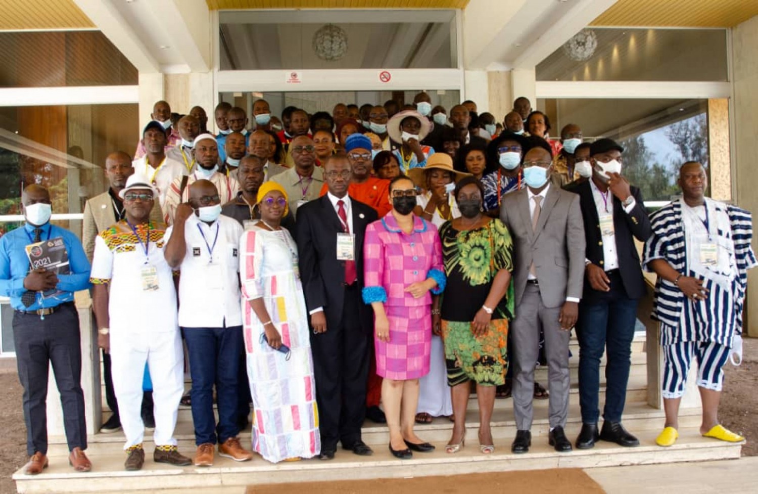 Côte d'Ivoire :    Les professionnels du Tourisme dénoncent une parafiscalité imposée par différents départements de l'administration autres que celles prévues à l'annexe fiscale
