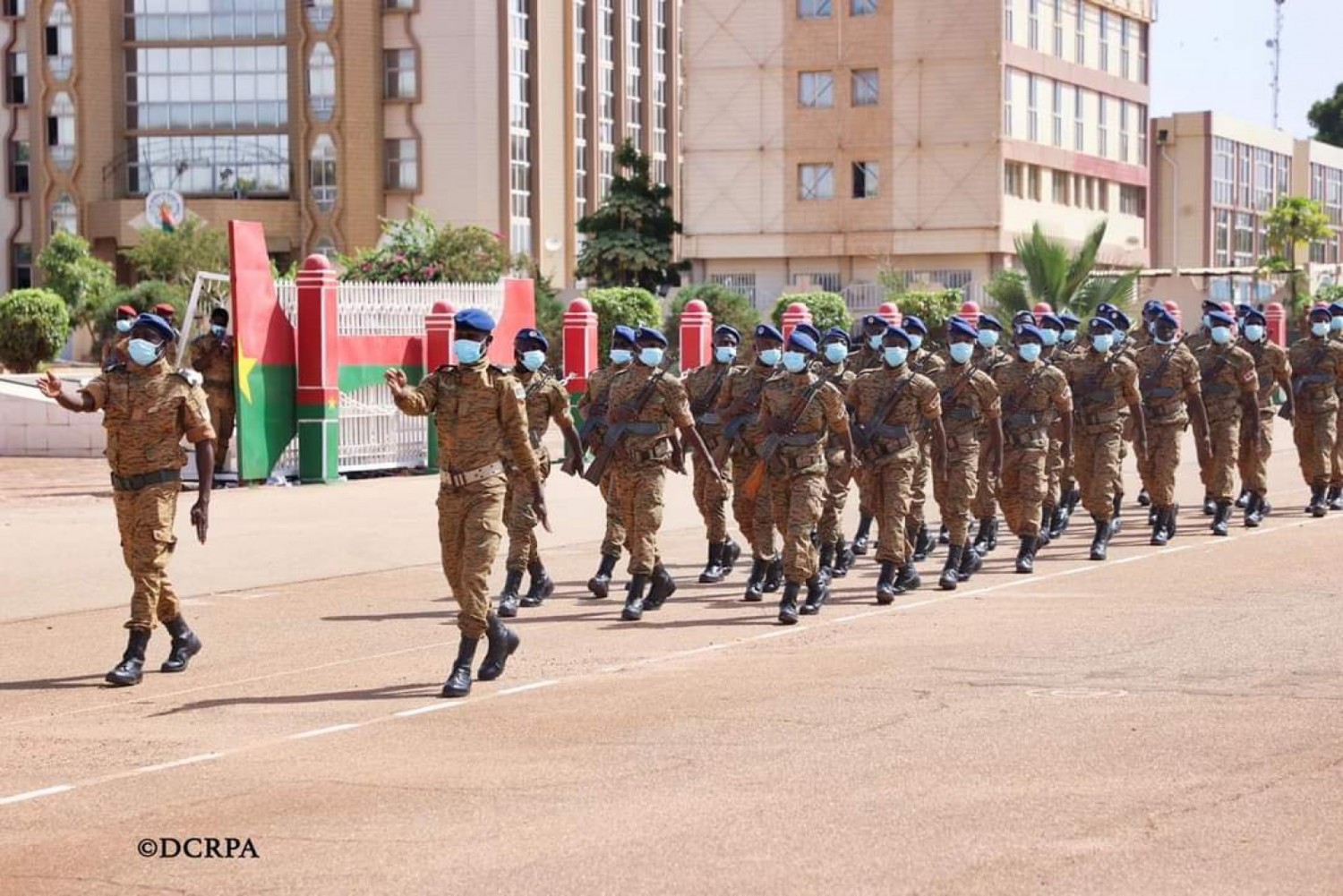 Burkina Faso : Lutte anti-terroriste, 175 soldats décorés lors du 61e anniversaire des forces armées