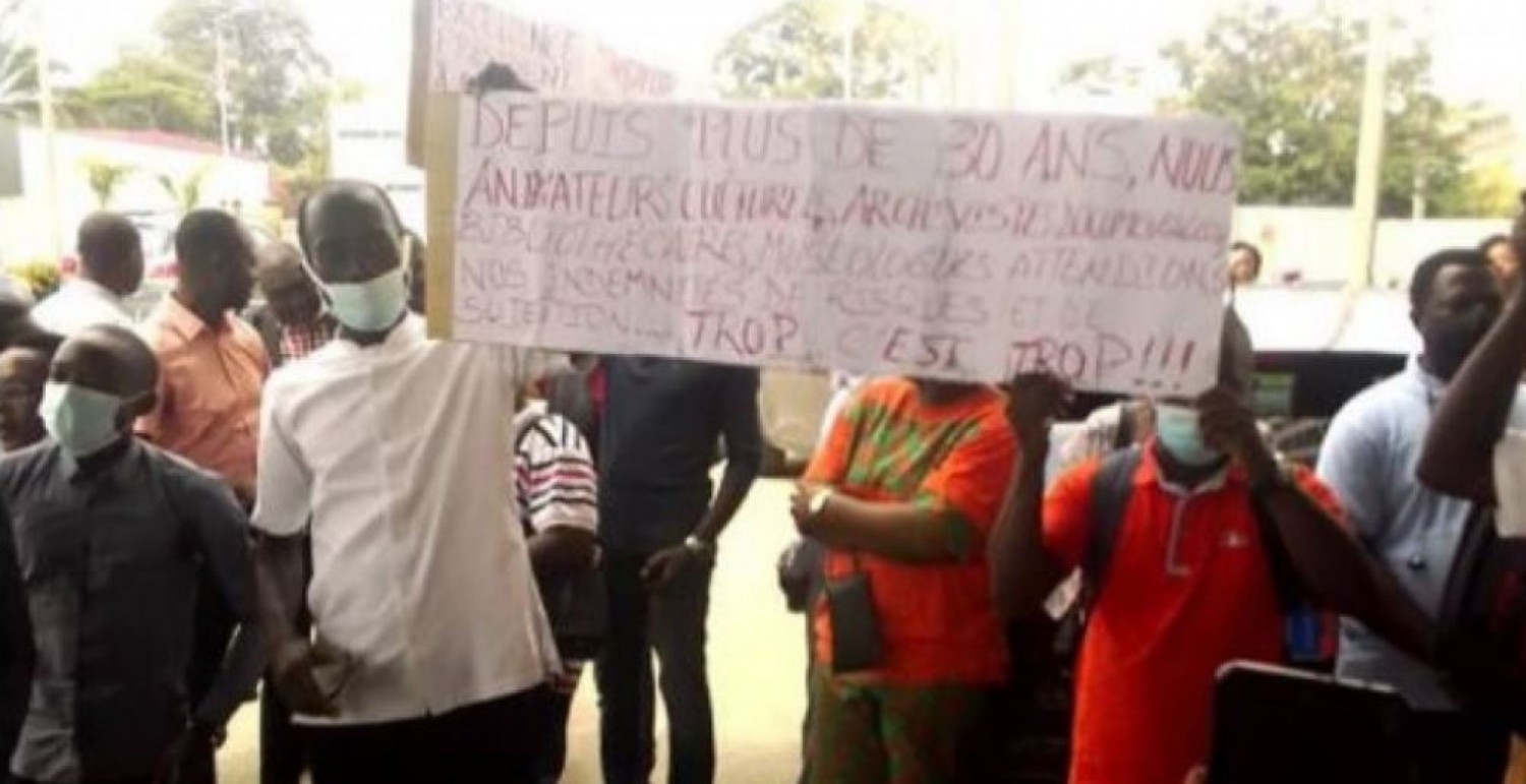 Côte d'Ivoire : Des acteurs du monde culturel protestent contre leur Ministre de tutelle, un arrêt de travail en vue