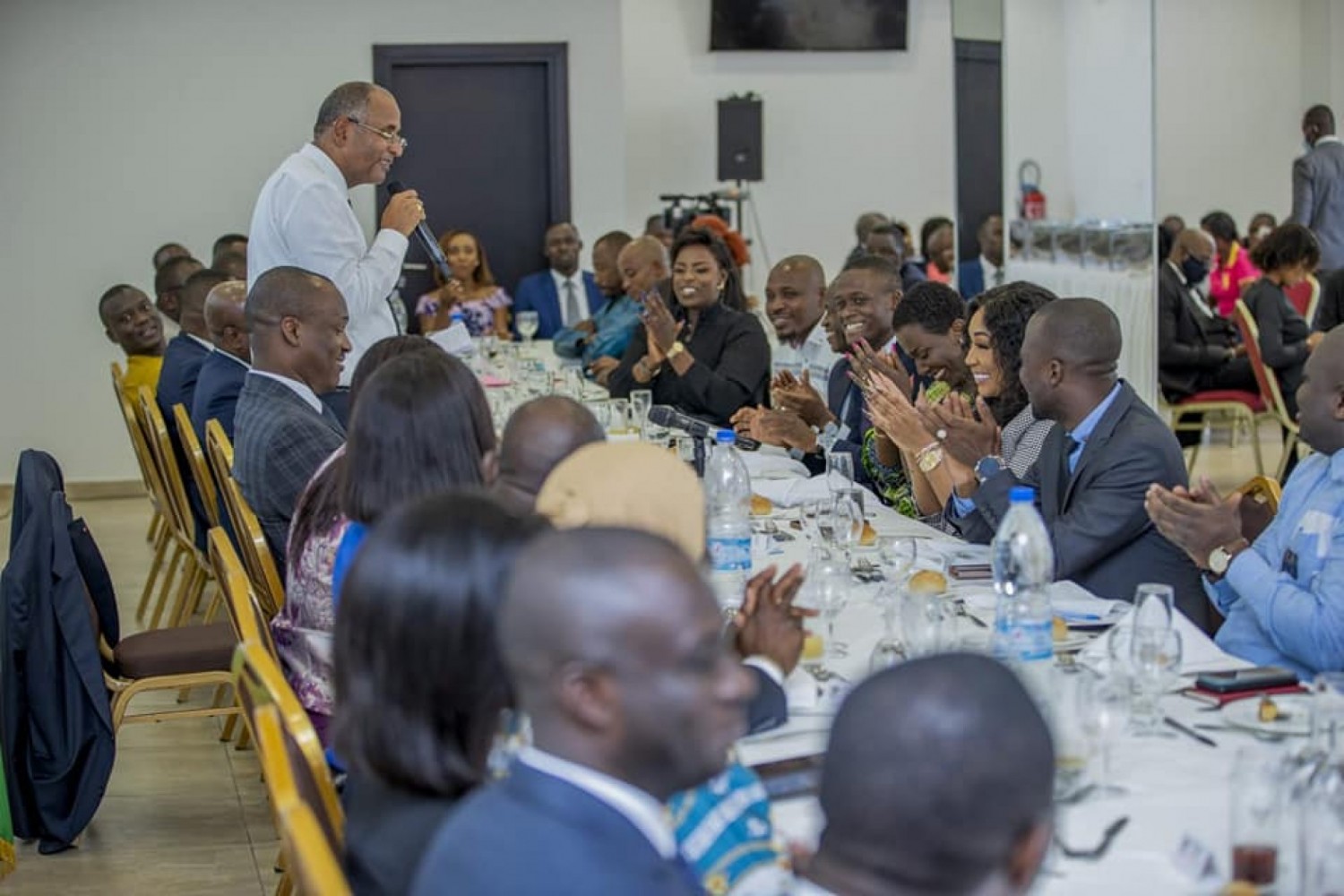 Côte d'Ivoire : Recevant les associations de jeunesse, Patrick Achi : « L'objectif de l'Etat est de créer huit millions d'emplois en faveur des jeunes »