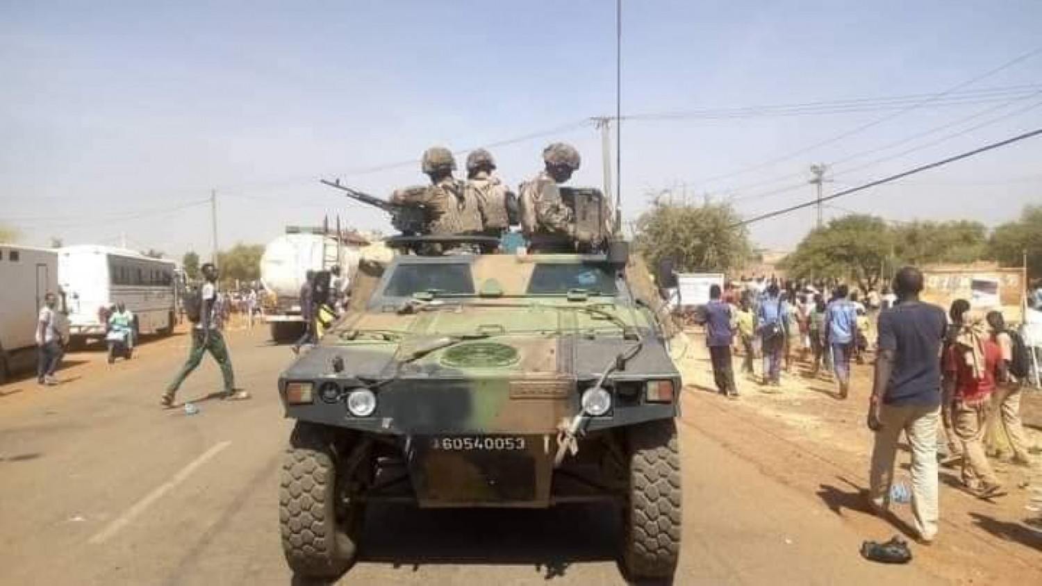 Burkina Faso : Après une semaine de blocage, le convoi militaire français a repris sa route