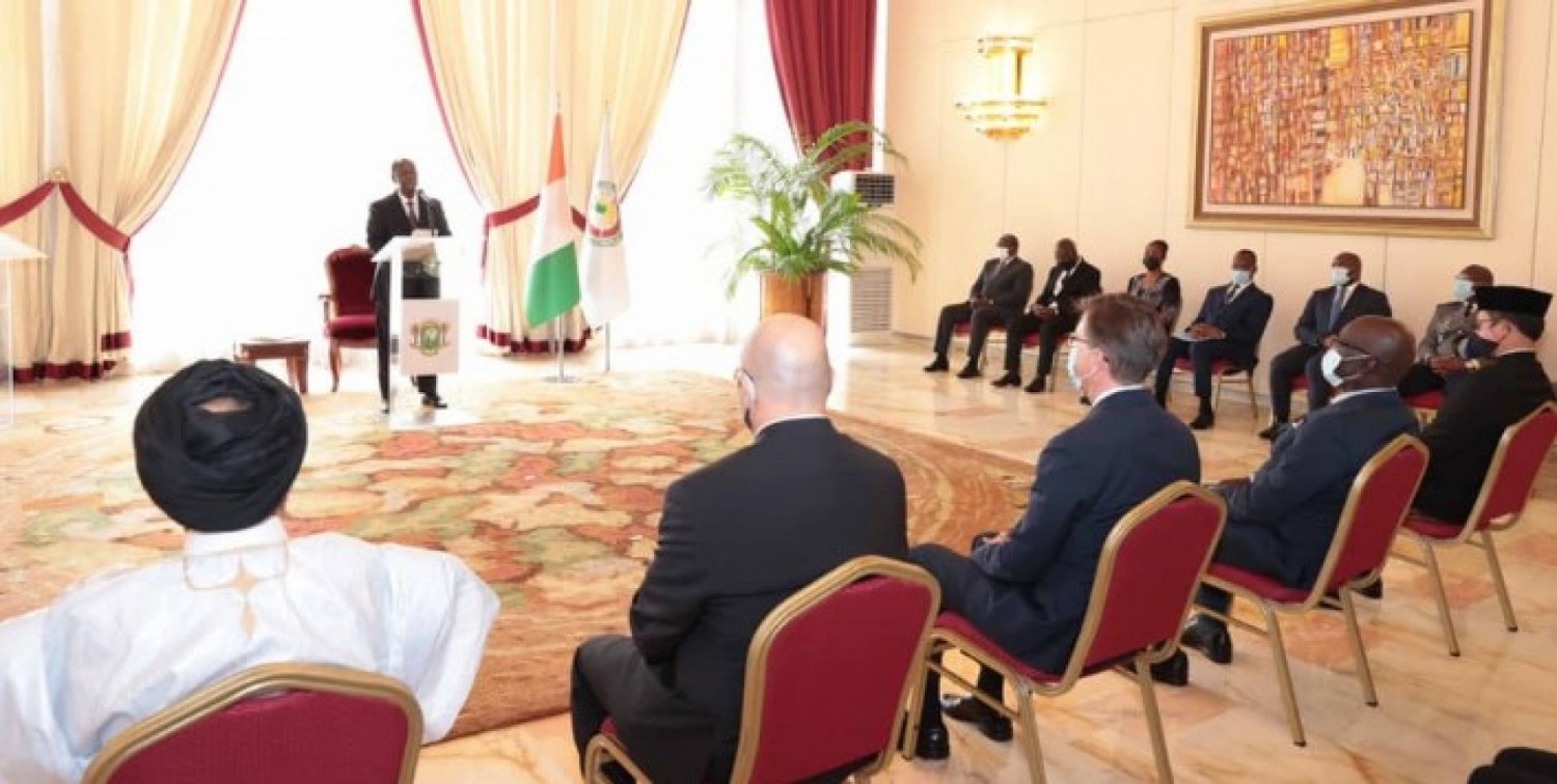 Côte d'Ivoire :  Le conseil régularise le détachement de certains cadres à des postes et donne son accord en vue de la nomination de certains Ambassadeurs étrangers