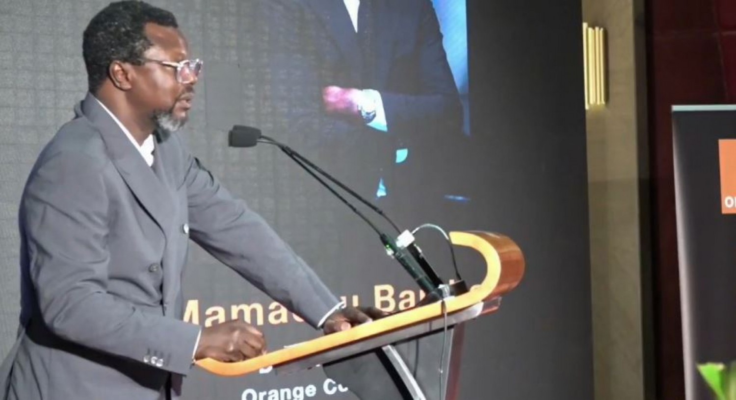 Côte d'Ivoire : Orange lance un concours pour le recyclage des matières plastiques dans le Pays