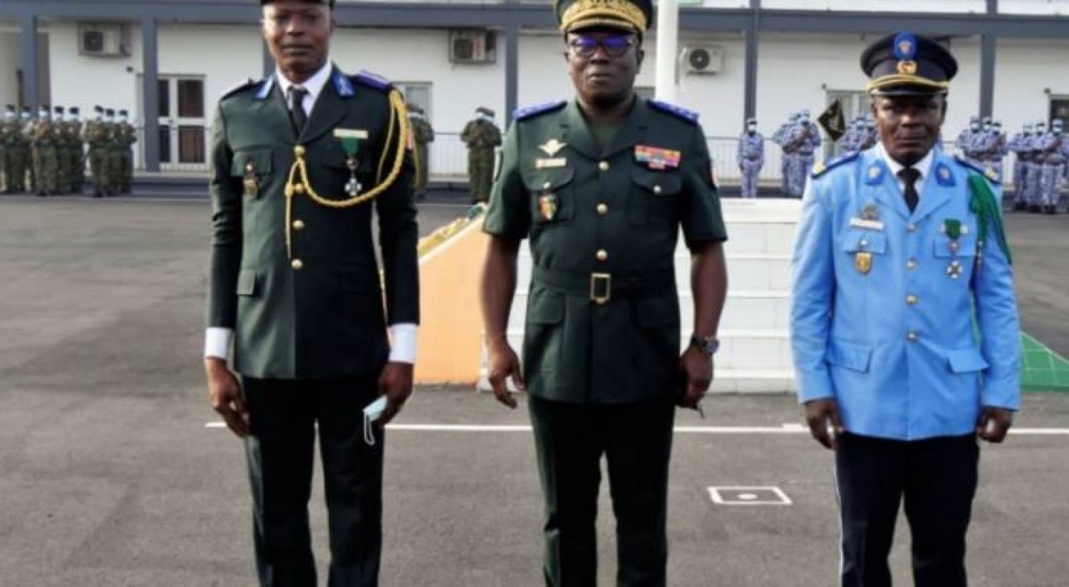 Côte d'Ivoire : Deux éléments des FACI décorés pour leurs actes de bravoure par le Général Lassina Doumbia