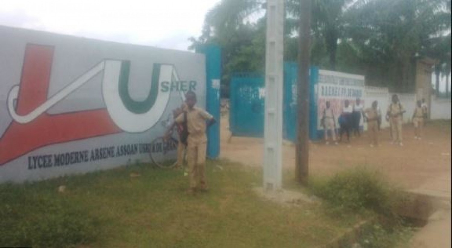 Côte d'Ivoire : Congés anticipés, des déscolarisés tentent  de déloger les élèves à Grand Lahou