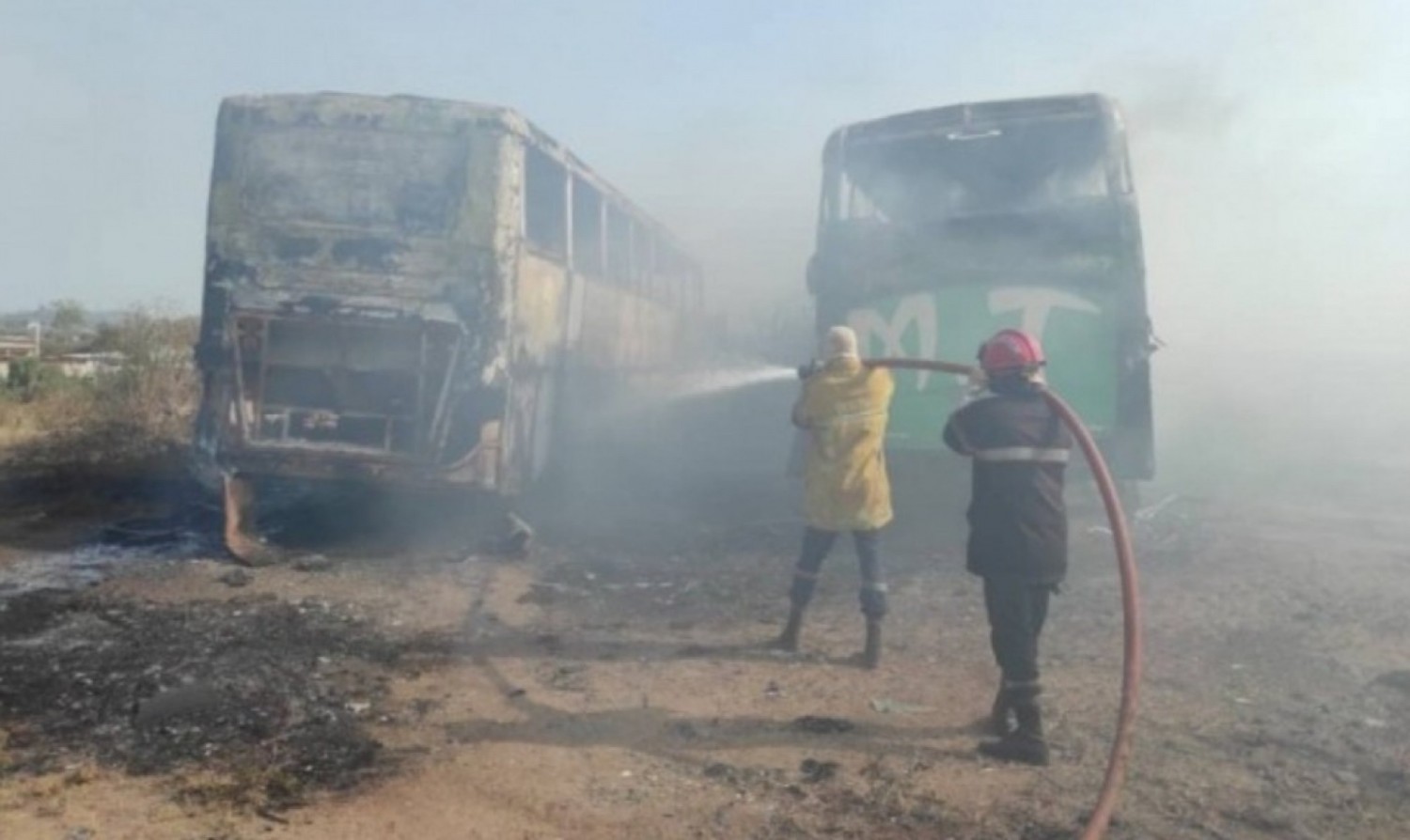Côte d'Ivoire : Deux  cars de transport partent en fumée à Man, plusieurs millions FCFA  de dégâts matériels importants