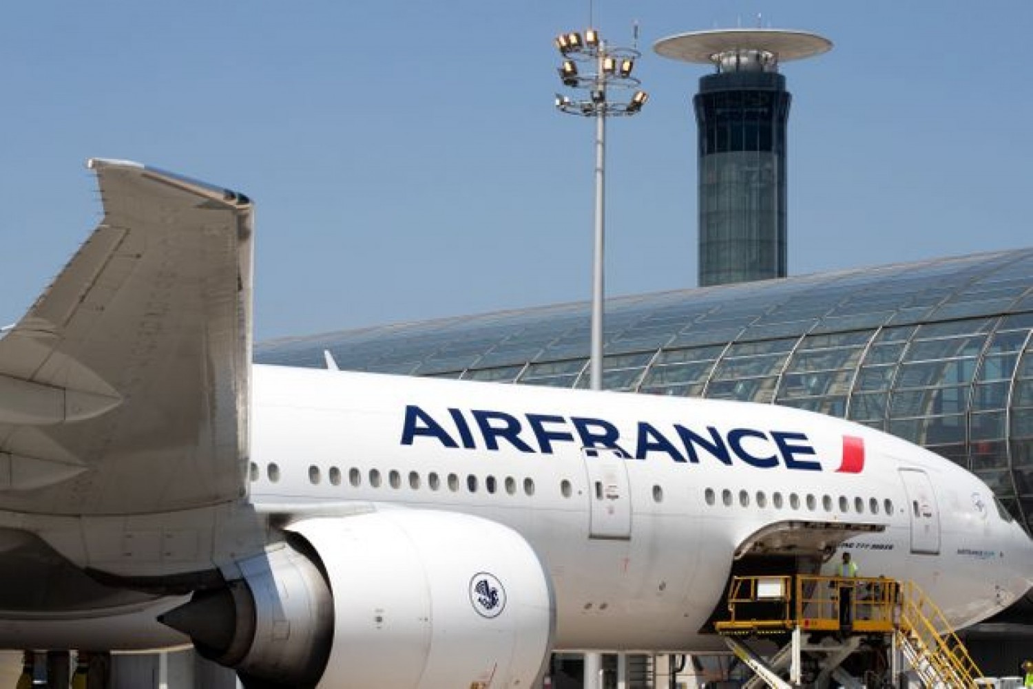 Mali : Suspension brusque des vols de la compagnie Air France, réactions du ministre des transports