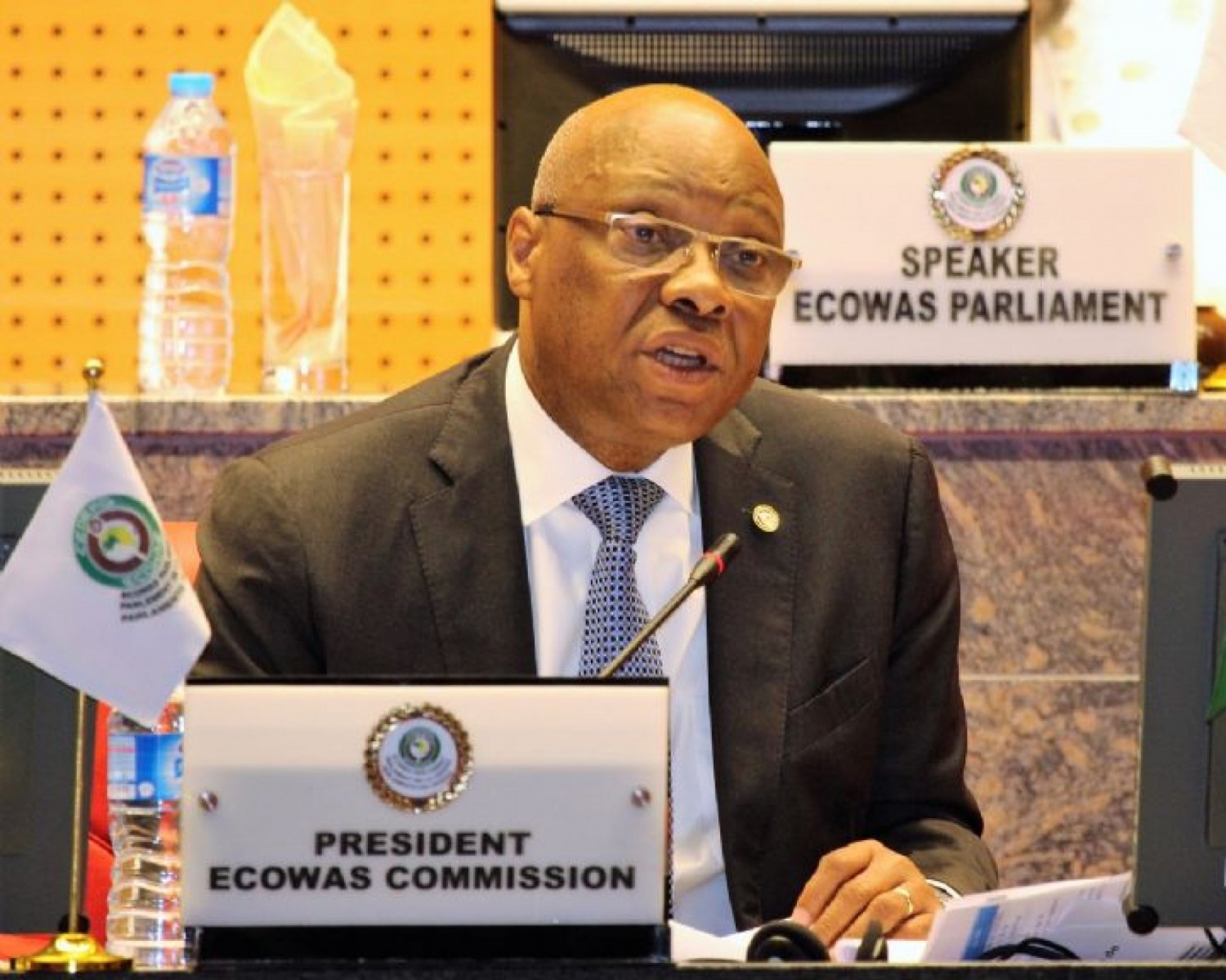 Côte d'Ivoire-Mali : Pour le président de la Commission de la CEDEAO, les sanctions visent avant tout les autorités militaires de la Transition