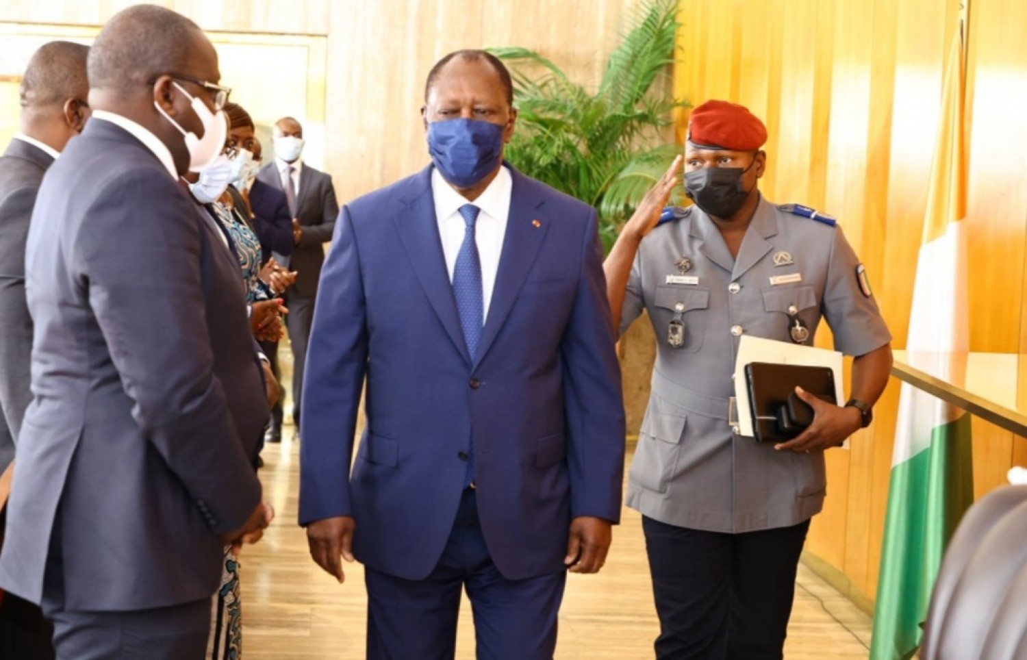 Côte d'Ivoire :  Affaire troisième mandat de Ouattara, le porte-parole du gouvernement a l'opposition : « quelques nostalgiques reviennent encore sur un débat suranné »