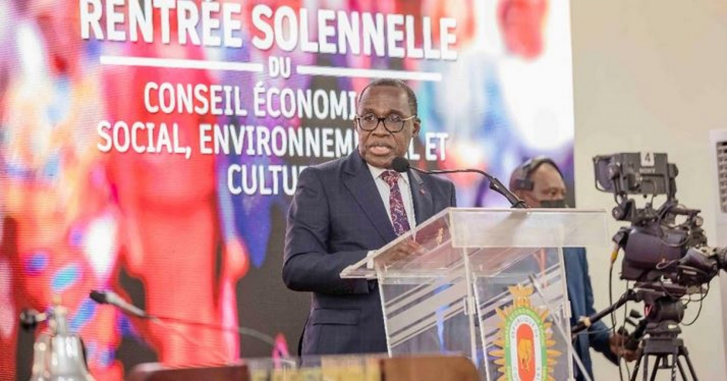 Côte d'Ivoire :   Rentrée solennelle du Conseil économique et social, Aka Aouélé assure que l'Institution continuera « à jouer pleinement son rôle »