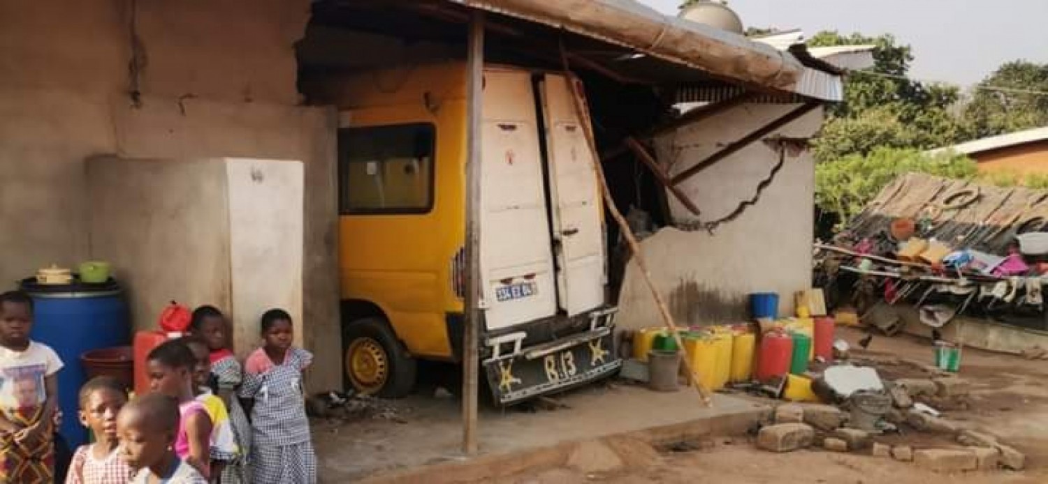 Côte d'Ivoire : Dabakala, en pleine nuit, un véhicule de transport fini sa course dans la maison d'un instituteur