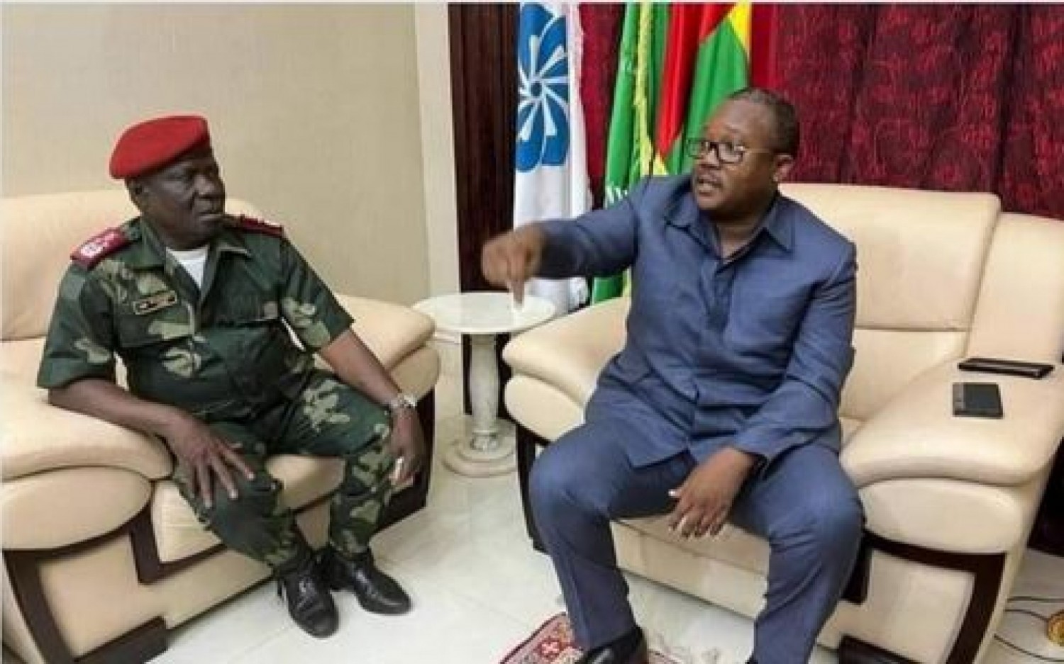 Guinée-Bissau : Umaro Sissoco Embaló affirme que la situation est désormais sous contrôle, la CEDEAO « se félicite de l'échec de la tentative de coup d'Etat »