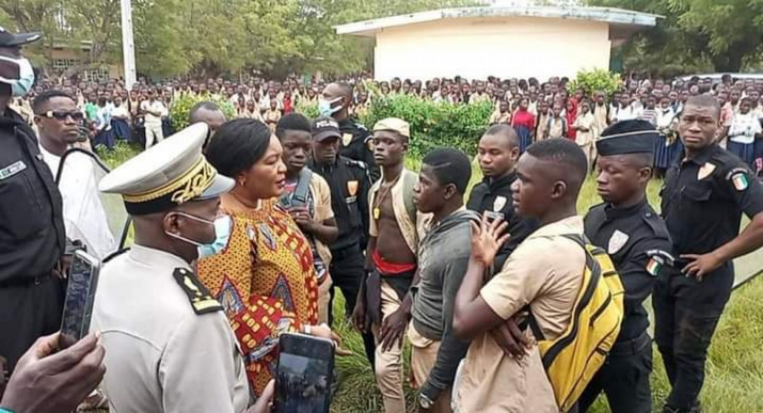 Côte d'Ivoire : Moronou, près d'une trentaine d'élèves reconnus coupables de violences liées aux congés anticipés sanctionnés